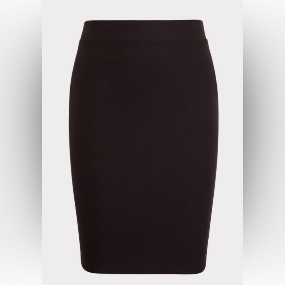 Torrid Ponte Black Stretch Premium Pencil Skirt
